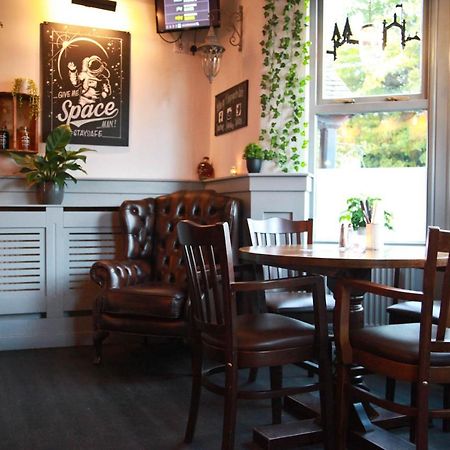 Rowton Poplars Hotel Chester Eksteriør billede