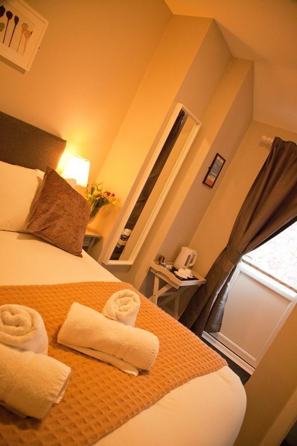Rowton Poplars Hotel Chester Eksteriør billede